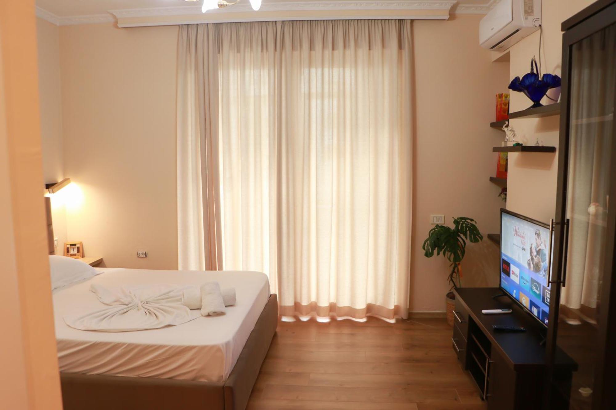 Nest&Rest Studios Tiranë Ngoại thất bức ảnh