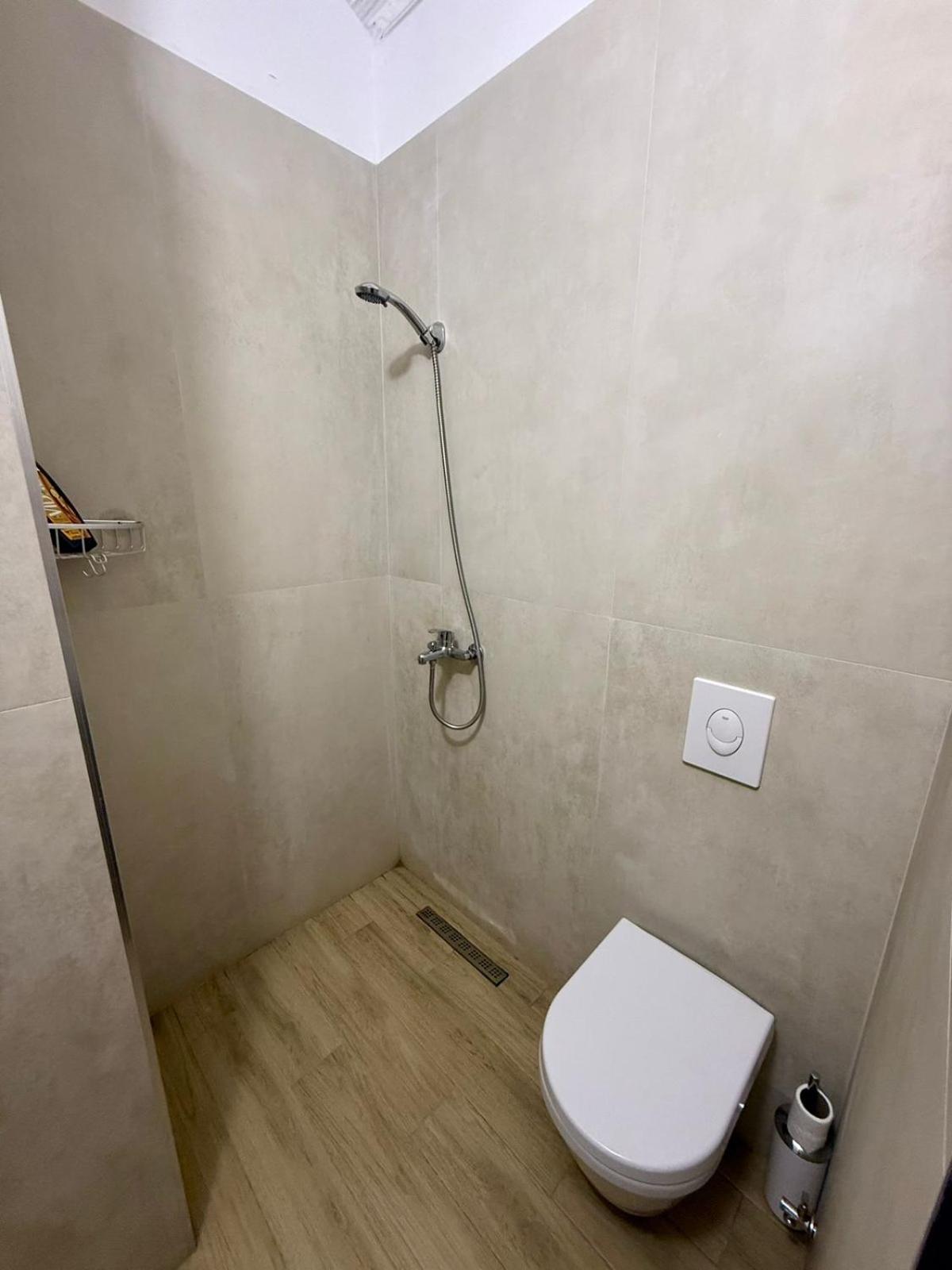 Nest&Rest Studios Tiranë Ngoại thất bức ảnh